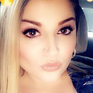 Meet your Posher, Jenny